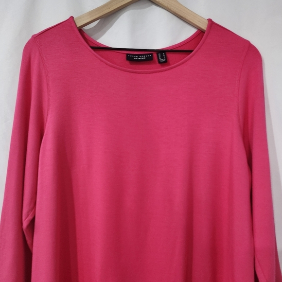 Susan Graver Weekend Women's Tunic Top Size M Bright Pink Pockets Soft Knit - Picture 4 of 7